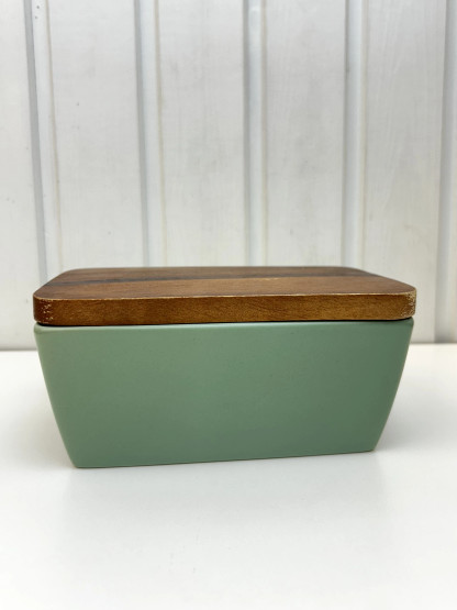 R42 Pentik box of butter, Kallio