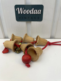 C166 Aarikkas christmas bells