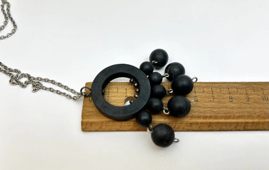 K498 Aarikkas Torikontti necklace