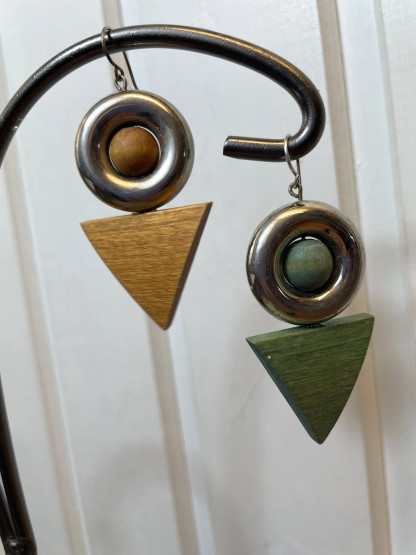 E394 Aarikkas earrings