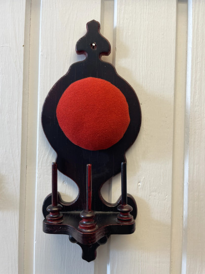 V171 Thread spool holder