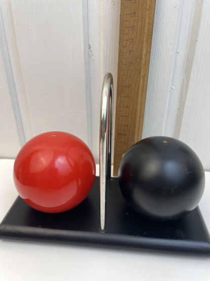 S47 Aarikka salt and peppar shakers