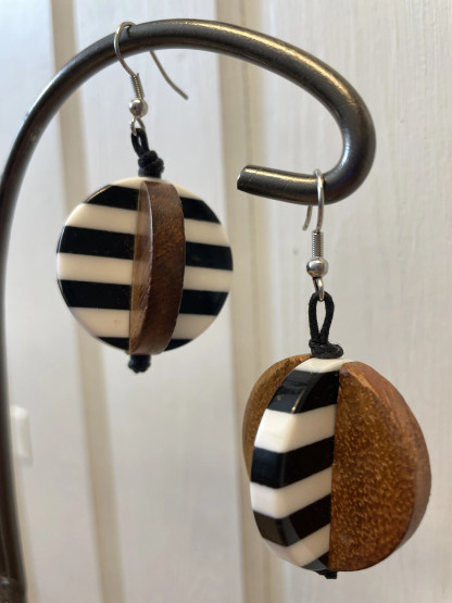 E456 Marimekko earrings