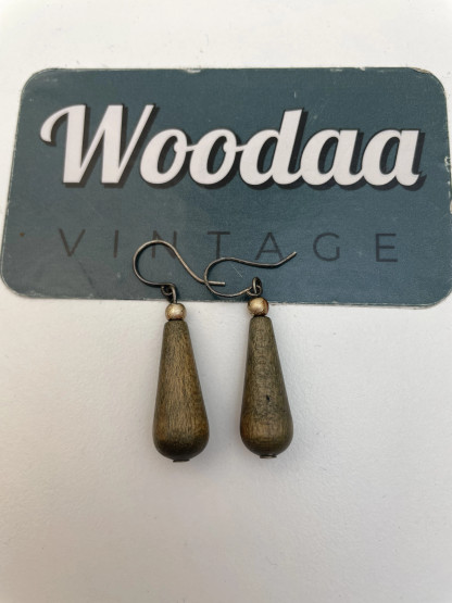 E424 Aarikka earrings