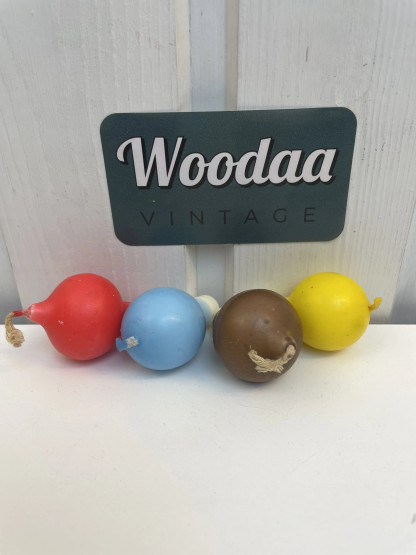 H298 Small candles 4kpl