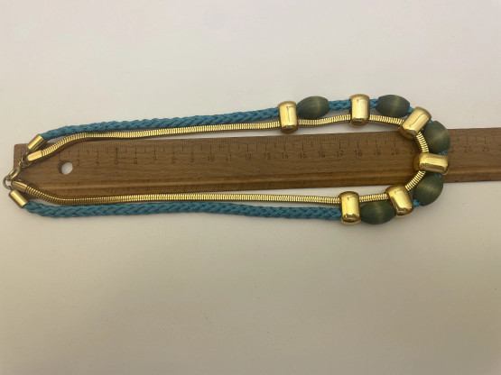 K585 Aarikan kaulakoru