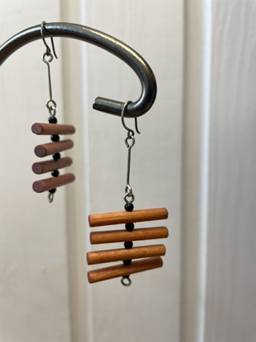 E447 Aarikka Kiina Earrings 