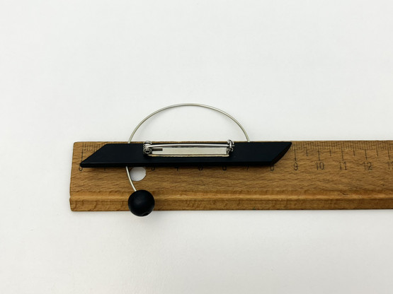 B422 Aarikka Ufo pin 