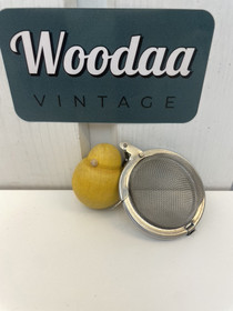 O77 Aarikka tea strainer