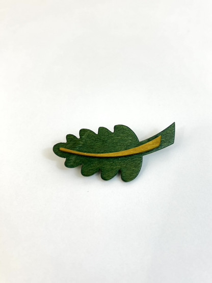 B392 Aarikan Tammi rintaneula