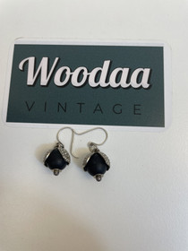 E328 Aarikkas earrings