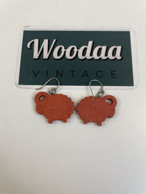 E334 Aarikan pässi korvakorut