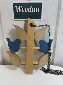 V95 Aarikkas bird ornament