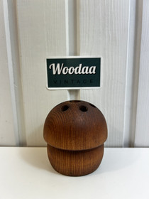 V111 Aarikka pen holder 