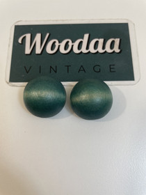 E353 Aarikan clip earrings, Pastilli