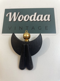 B367 Aarikka Brooch, Leivo