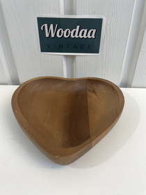 R39 Pentik heart serving dish