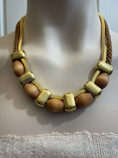 K481 Aarikan kaulakoru