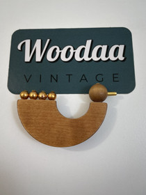 B395 Aarikka Brooch, Helmilintu