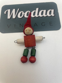 B420 Aarikka brooch, Christmas elf