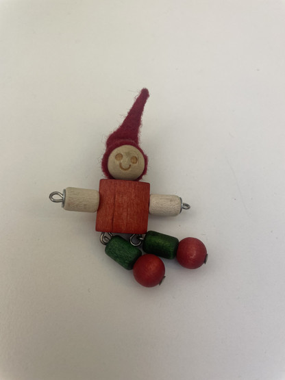 B420 Aarikka brooch, Christmas elf
