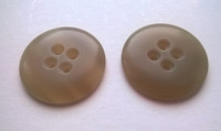 Punertavan beige takinnappi, 33 mm