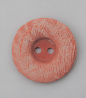Vaalean terrakotanvärinen nappi, 23 mm
