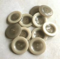 Vaalea beige nappi, 23 mm