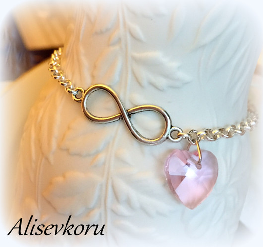 4744 Alise Design Kristallisydän ääretön käsikoru