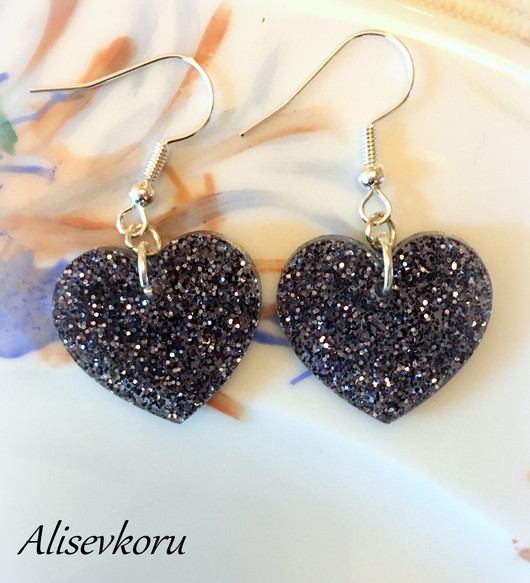 4477,1 Alise Design Glitter sydän korvakorut graniitti