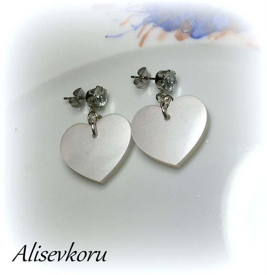 4702 Alise Design Peiliakryyli sydän korvakorut helmiäisvalkoinen 2