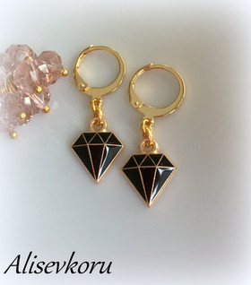 4362,2 Alise Design Timantti kuvio korvakorut 2