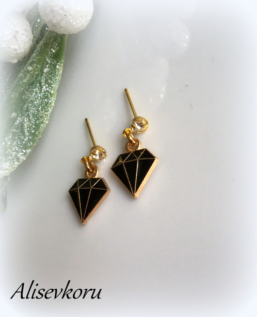 4362,2 Alise Design Timantti kuvio korvakorut 2