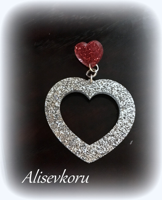 4475,1 Alise Design Glitter sydänkorvakorut isot