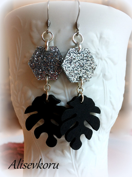 4698 Alise Design Lehti / glitter korvakorut