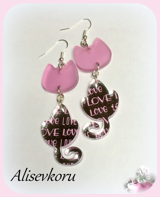 4711 Alise Design Lovekissa peilikorvakorut 