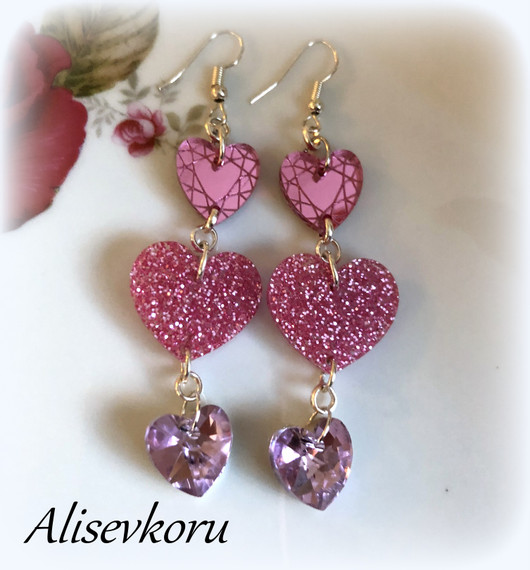 4879 Alise Design Glitter triplasydän korvakorut 