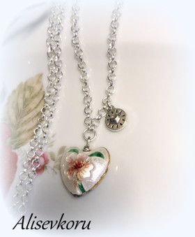 4899 Alise Design Cloisonne kaulakoru 