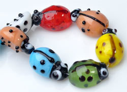 Lasihelmi Leppäkertut