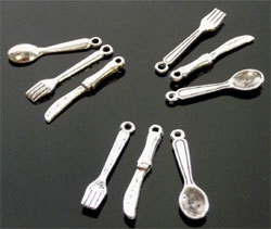 Korunosa Ruokailuvälineet