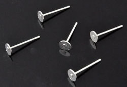 Korvakorupohja litteä, hopeoitu 4mm