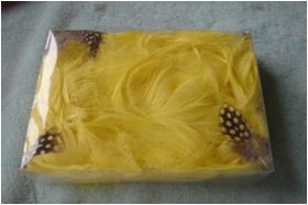 Höyhenet 30g Keltainen