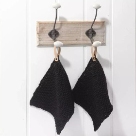 Puuvillalanka, nro 8/4, Pit. 170m, musta, 50g/ 1 kerä