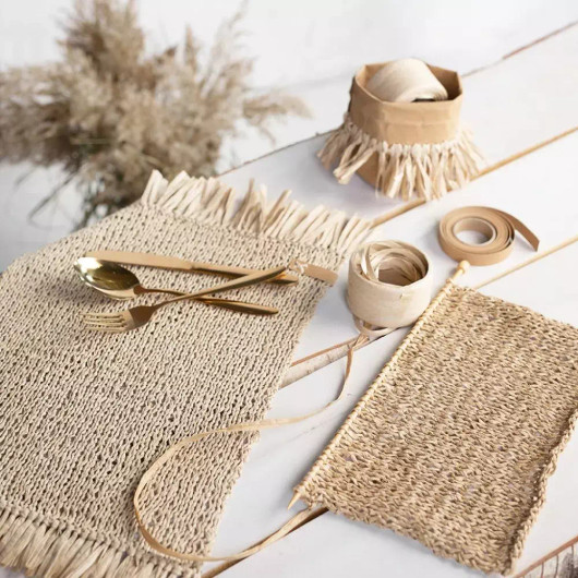  Raffia- Paperinaru, Lev: 7-8mm, hiekka, 100m/ 1 rll 