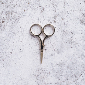 Goldmarie sakset, Addi