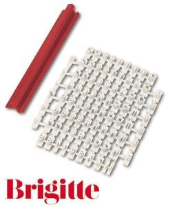 Pieni kirjainmuottisetti ja pidike