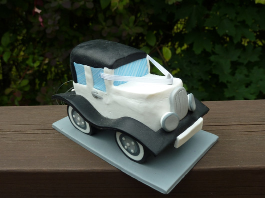 Hääkoriste, hääauto 'Just Married'