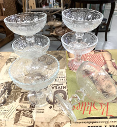 Nuutajärvi, Apila, jalalliset jälkiruokamaljat, Kerttu Nurminen