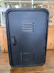 Upea, metallinen avainkaappi, tehdastyylinen, 9 koukkua avaimille