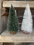 Valkoinen joulukuusi 20 cm asetelmiin, ns. harjakuusi by Lyhtytalo